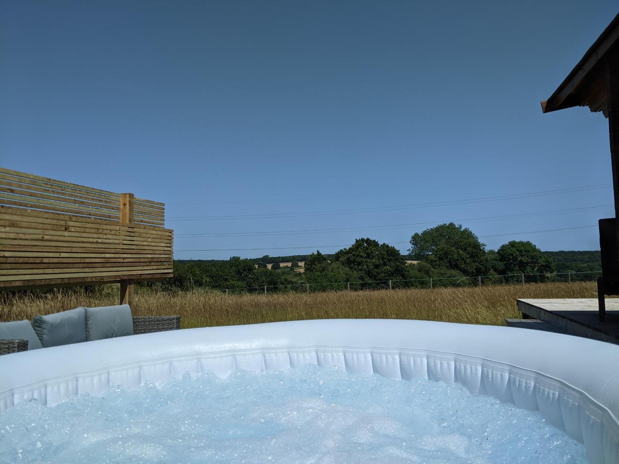 Foxhill Lodges Canterbury Eksteriør billede